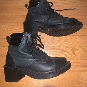 SIZE 7 DOC MARTEN BOOTS — forest green with black detailing